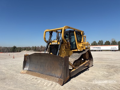 2012 Cat D6T XW جرافة مجنزرة