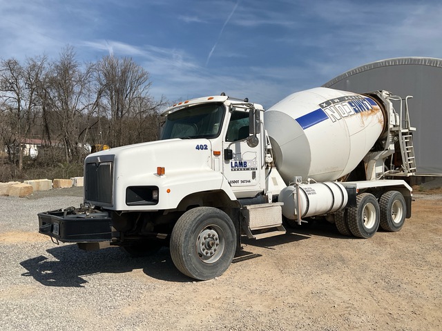 2006 International PayStar 5600i 6x4 Mixer Truck
