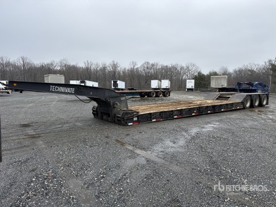 2002 Eager Beaver 50 Ton Tri/A Single Drop Removable Gooseneck Lowboy Trailer
