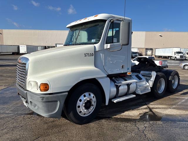 2007 Freightliner Century 6x4 T/A Day Cab Truck Tractor