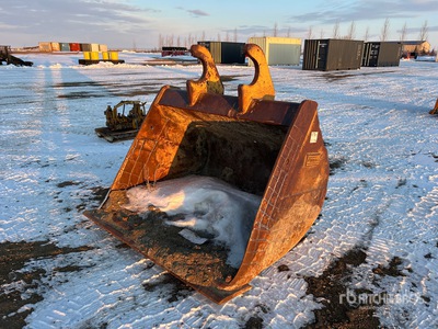 Finning 60 in Q/C Cleanup Excavator Bucket - Fits Cat 325BL
