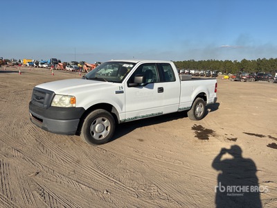 2006 Ford F-150 XL 4x2 Extended Cab Pickup