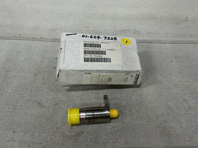 (2) Honeywell 3876226-1 Pressure Transmitters