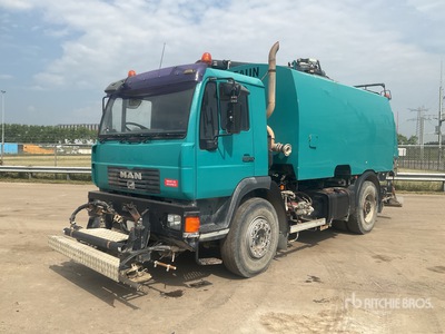 2005 FAUN Viajet 7 on 2005 MAN LE 18.280 Sweeper Truck