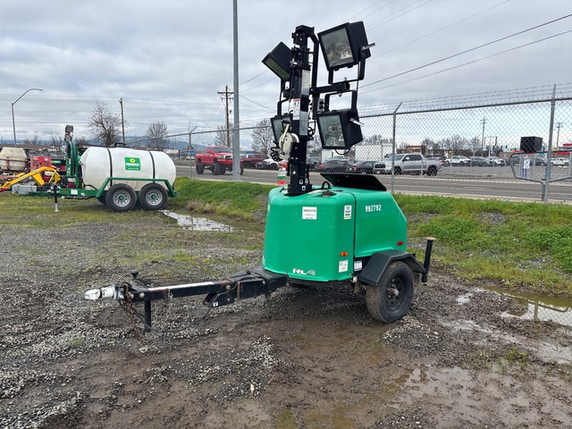 2017 Genie RL4 6 kW Light Tower