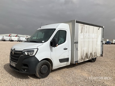 2022 Renault Master 4x2 Curtain Side Truck