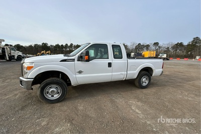 2012 Ford F-250 XL 4x4 Extended Cab Pickup