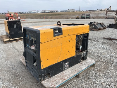 2008 Miller Electric Bobcat 250NT 250 A Multi-Process Engine Driven Welder