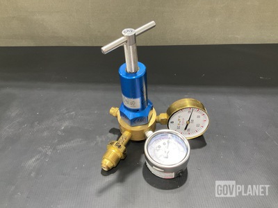 Circle Seal Controls IR10-9102 Fluid Pressure Regulating Valve