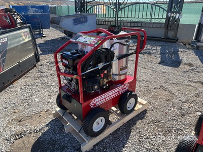 Easy-Kleen Magnum Gold Pressure Washer (Unused)