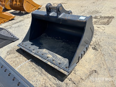2026 Warrior WBMCC12-1550 61 in Excavator Bucket - Fits CAT 312 (Unused)