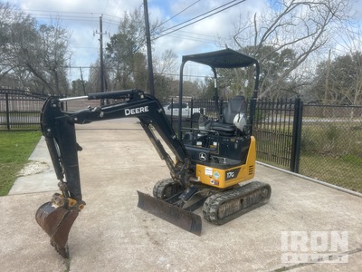 2022 John Deere 17G Mini Excavadora