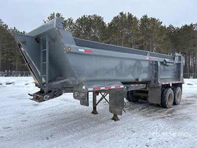 2013 BWS 27DT2X 26 ft T/A End Dump Trailer