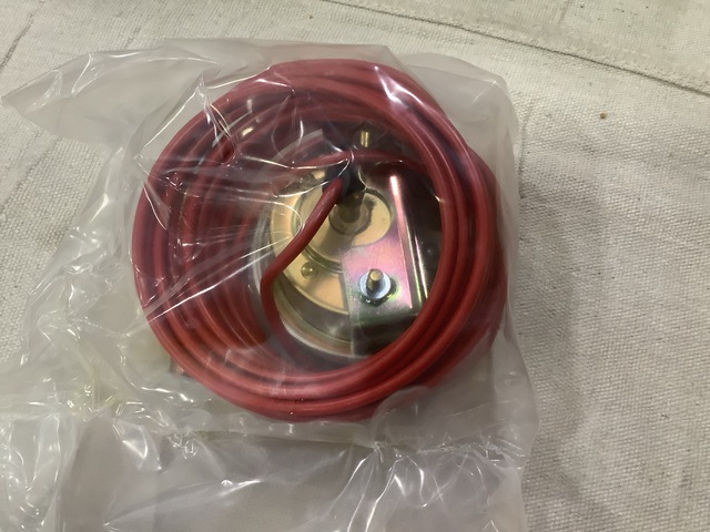 (5) Cat 4W-0511 Temperature Indicators