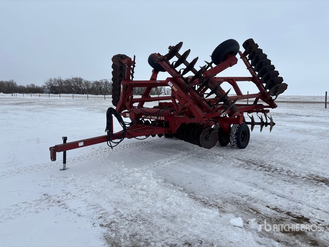 Miller Disc Color Miller Series VI 25 ft Tandem Disc | Ritchie Bros. Auctioneers
