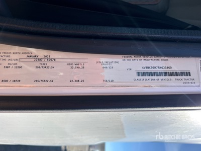 2024 Volvo VNL760 6x4 Cabeza Tractora Cabina Dormitorio