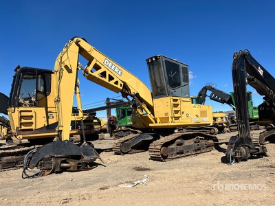 2003 John Deere 2054 Cargadora de troncos
