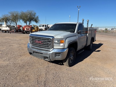 2016 GMC 4x4 Utility Truck