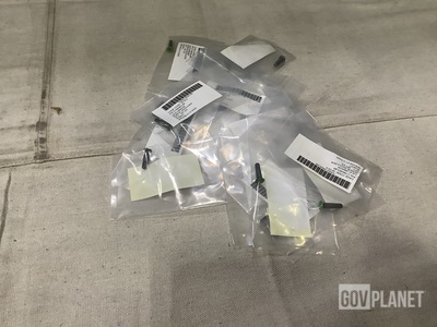 (4,051) Sey Tec C7984B3-8R Shoulder Screws