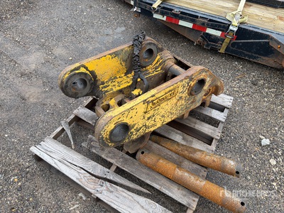 Hendrix BCP4-100 15 in Excavator Coupler - Fits Kobelco SK295