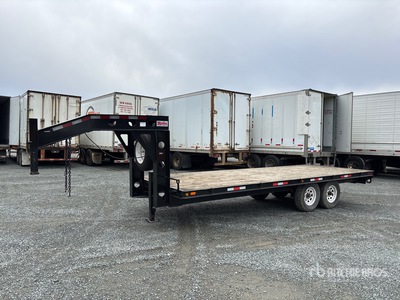 1985 U-Built Flatdeck 20 ft T/A Gooseneck Equipment Trailer
