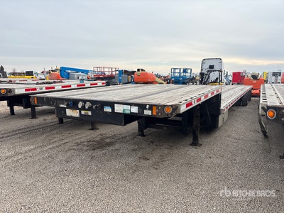 2017 Fontaine Deck 53 ft T/A Spread Axle Step Deck Trailer