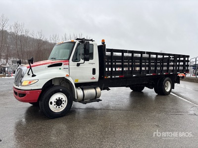 2012 International 4300 4x2 Flatbed Truck