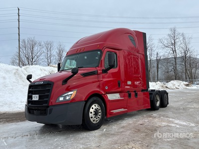 2020 Freightliner Cascadia 126 6x4 T/A Sleeper Truck Tractor