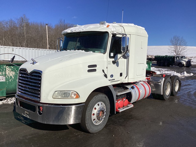 2015 Mack CXU613 6x4 T/A Sleeper Truck Tractor