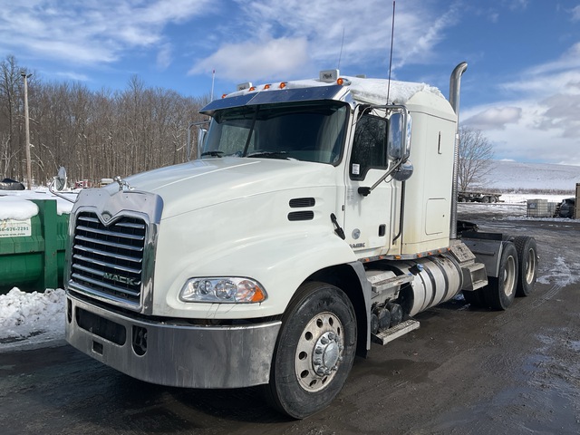 2016 Mack CXU613 6x4 T/A Sleeper Truck Tractor