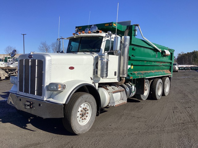 2013 Peterbilt 388 8x4 T/A Dump Truck 2013 Peterbilt 388 8x4 T/A Dump Truck