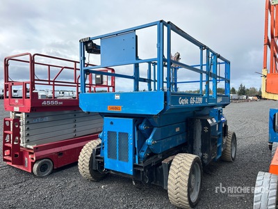 2015 Genie GS3390RT 4x4 Dual Fuel Scissor Lift