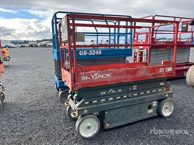2019 Skyjack SJIII 3220 Electric Scissor Lift