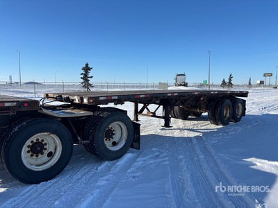 2014 Manac 28 ft T/A Super B-Train Pup Flatbed Trailer