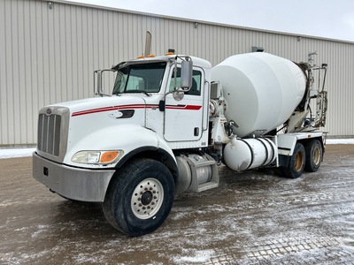 2007 Peterbilt 340 6x4 Mixer vrachtwagen