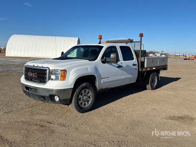 2012 GMC Sierra 3500HD 4x4 Crew Cab Autocarro cassone fisso