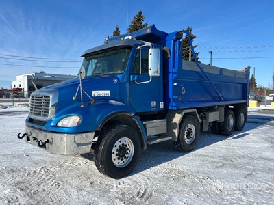 2008 Freightliner Columbia 112 8x4 Twin-Steer T/A Dump Truck