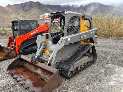 2015 John Deere 329E Compact Track Loader