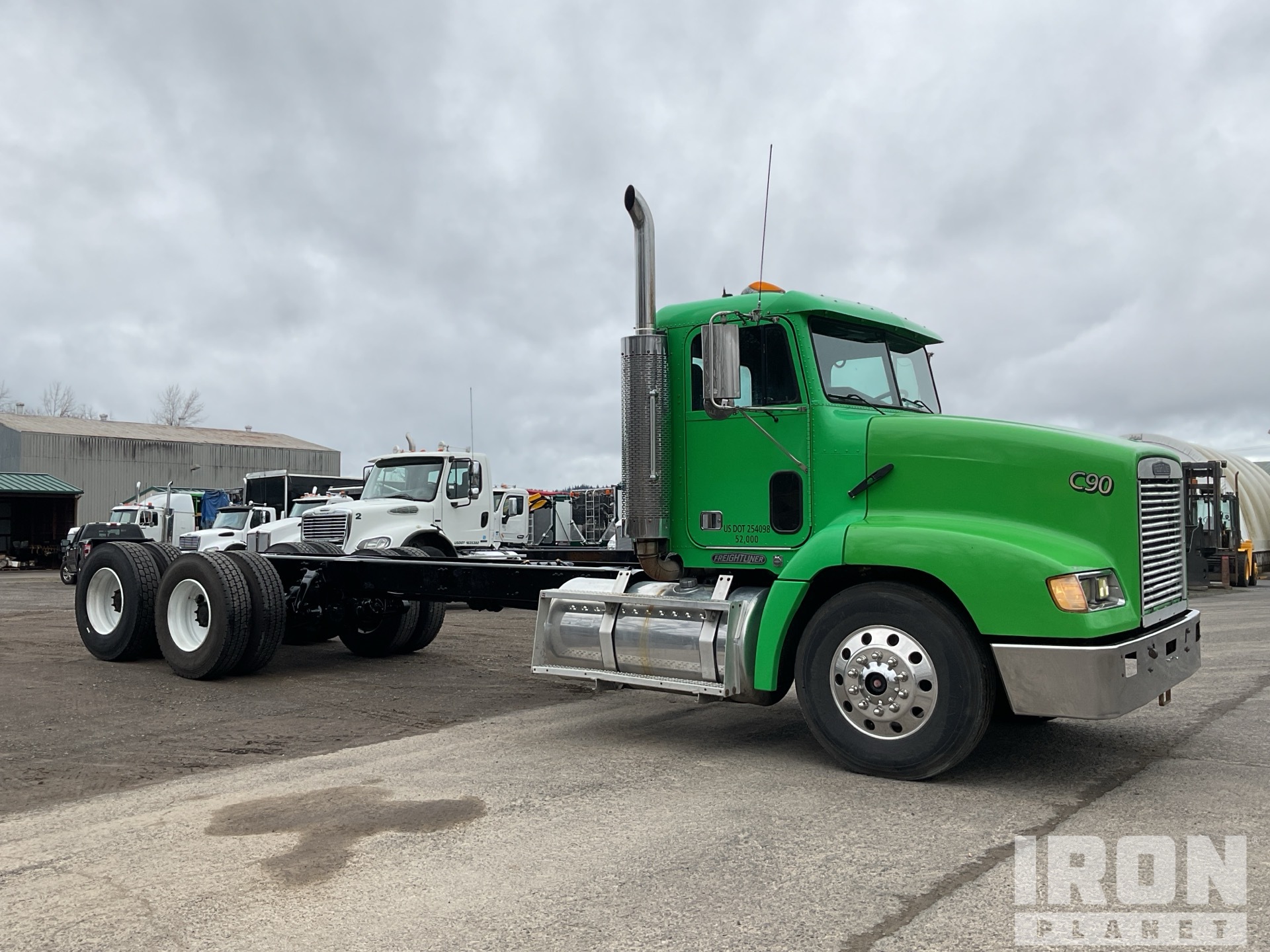 1996 Freightliner FLD112 6x4 Cab and Chassis in Eugene, Oregon