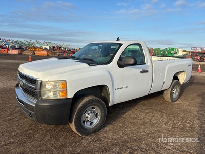 2009 Chevrolet Silverado 2500HD LS 4x4 Pickup