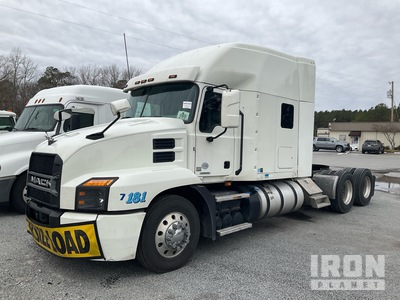 2020 Mack Anthem 6x4 Cabeza Tractora Cabina Dormitorio (Inoperable)