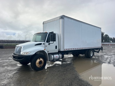 2018 International 4300 4x2 Van Truck
