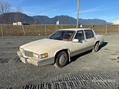 1992 Cadillac DeVille Automobile
