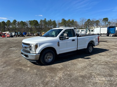 2019 Ford F-250 XL 4x2 Pickup