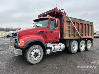 2007 Mack CV713 Granite 8x4 を見 Dump Truck