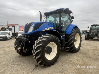 2017 New Holland T7-245 4WD Tractor