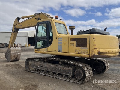 Komatsu PC200-6 Tracked Excavator