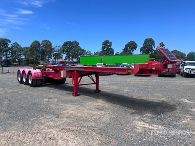 2016 Krueger 6.1 m Tri/A B-Double Lead Retractable Container Trailer
