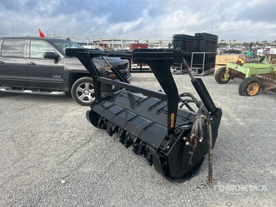 2016 Cat Hm518 70 in Mulcher Attachment
