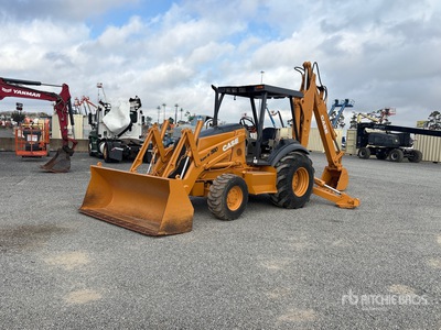 2004 Case 590 Super M 4x4 Chargeuse-pelleteuse